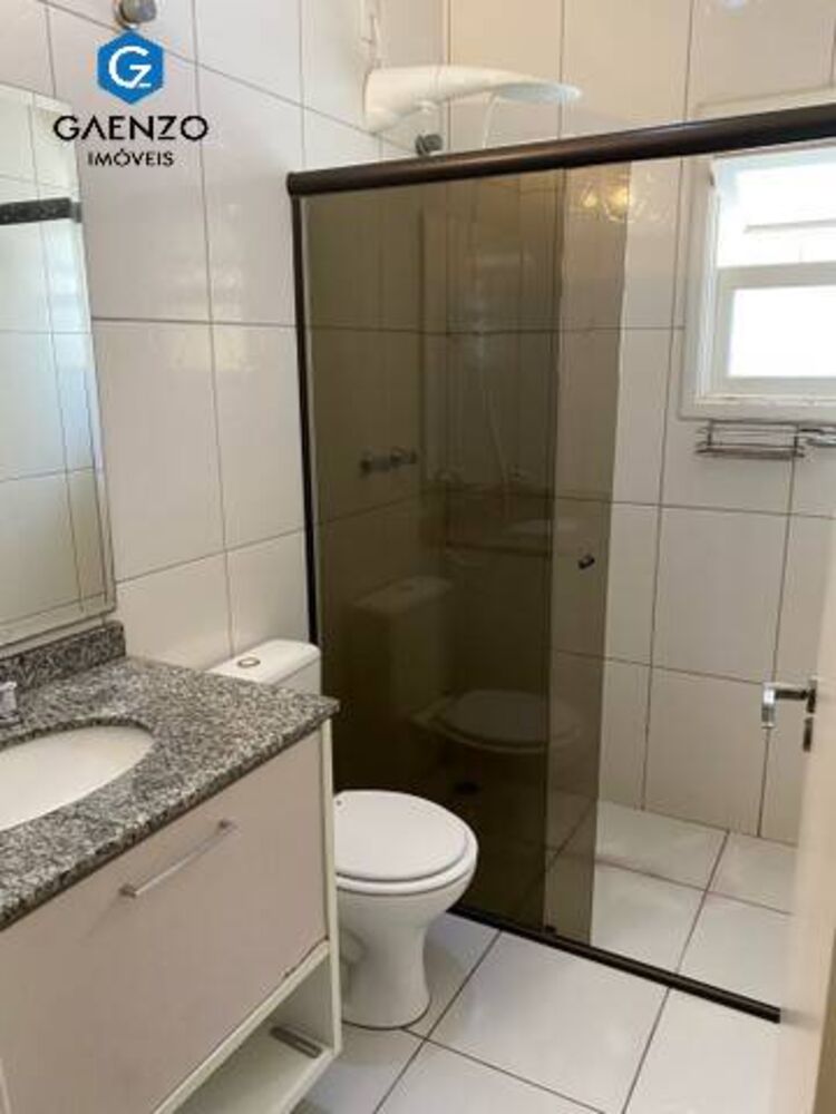 Sobrado, 3 quartos, 199 m² - Foto 1