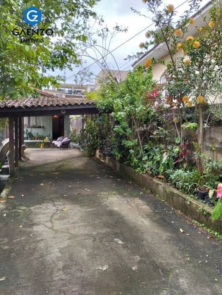 Casa, 3 quartos, 330 m² - Foto 2