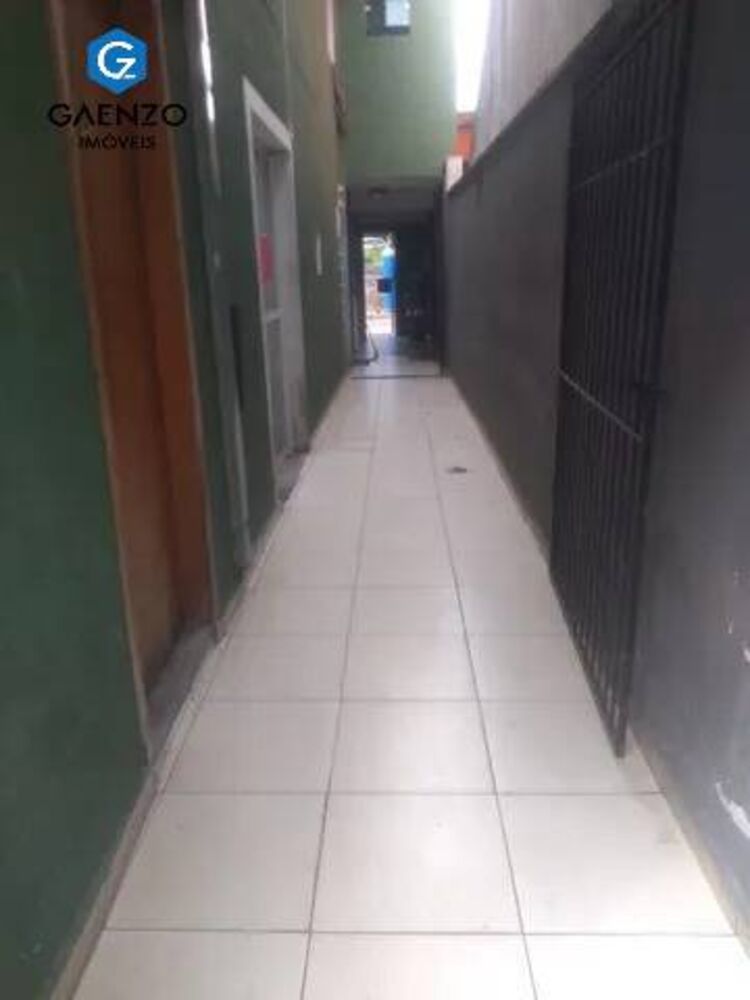 Casa, 16 quartos, 230 m² - Foto 3