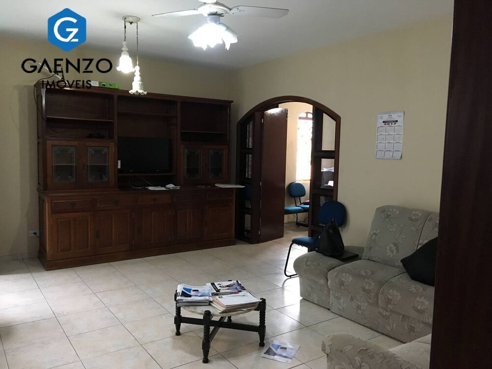 Sobrado, 3 quartos, 247 m² - Foto 1