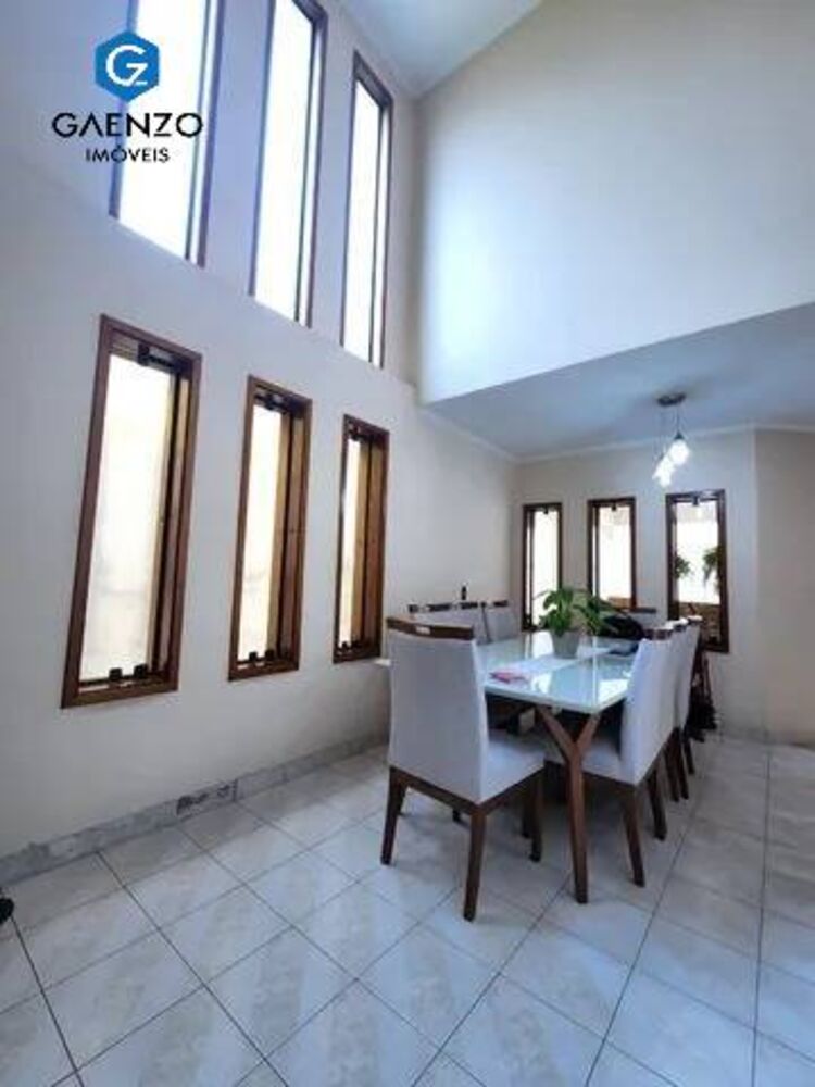 Sobrado, 4 quartos, 300 m² - Foto 2