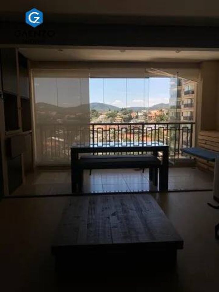 Apartamento à venda com 3 quartos, 107m² - Foto 1