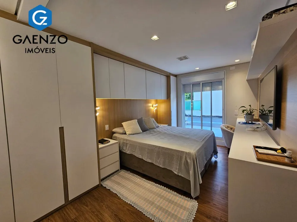 Casa, 4 quartos, 300 m² - Foto 4