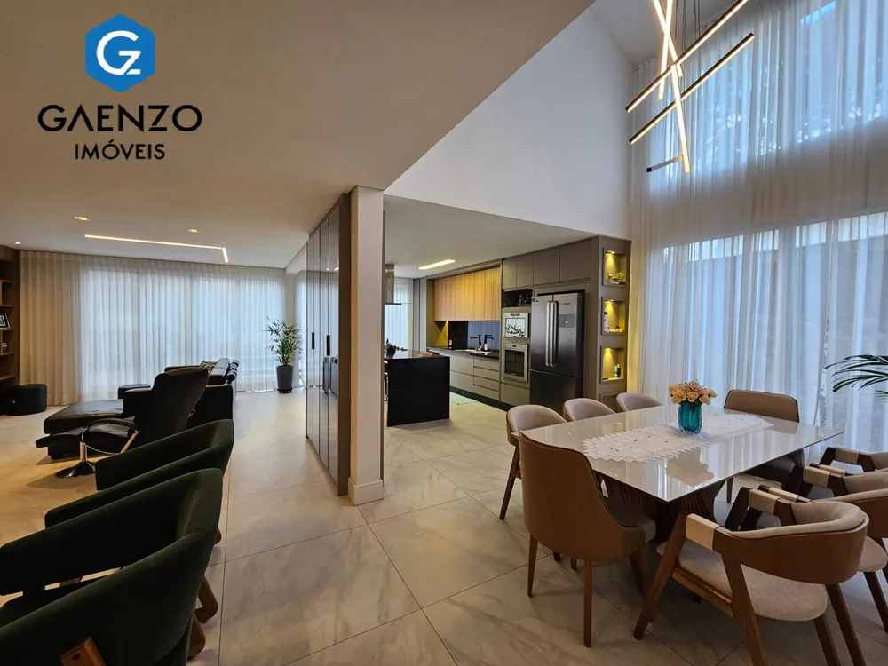 Casa, 4 quartos, 300 m² - Foto 11