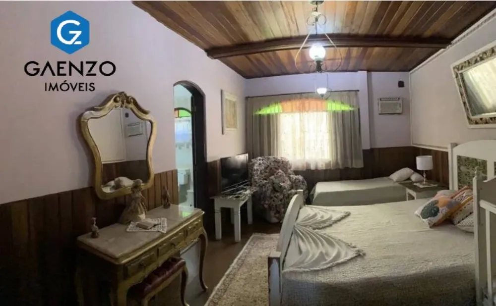 Chácara, 5 quartos, 3181 m² - Foto 4