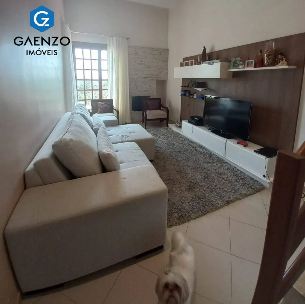 Casa, 3 quartos, 140 m² - Foto 1