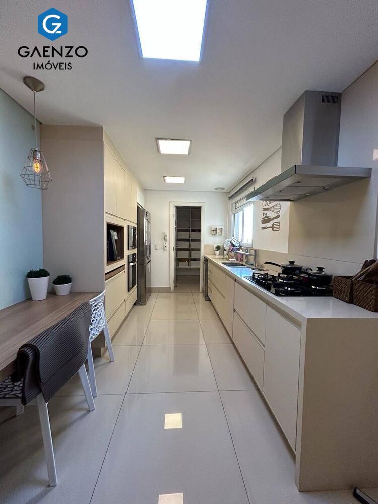Apartamento, 4 quartos, 198 m² - Foto 4