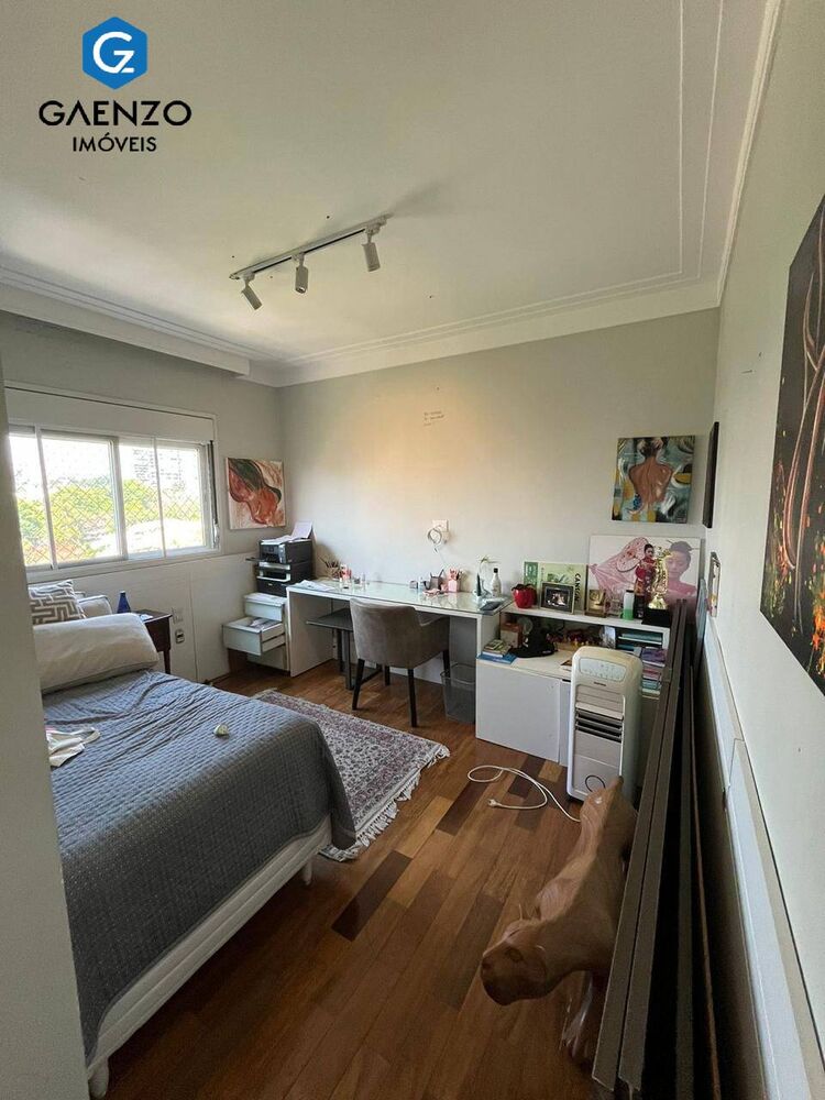 Apartamento, 4 quartos, 227 m² - Foto 1