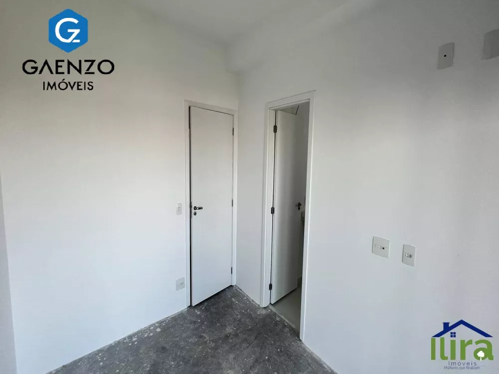 Apartamento à venda com 4 quartos, 153m² - Foto 2