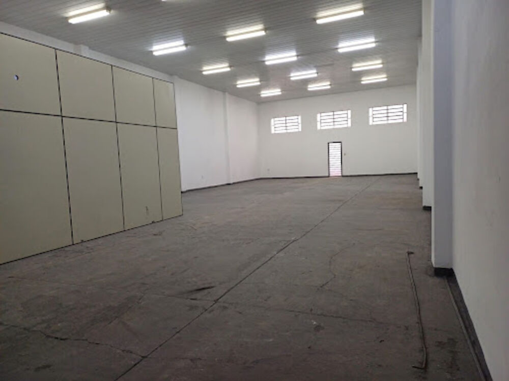 Depósito-Galpão-Armazém à venda, 240m² - Foto 3