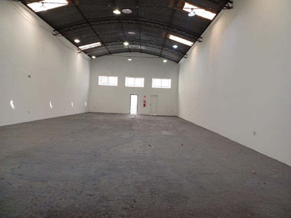 Depósito-Galpão, 240 m² - Foto 1
