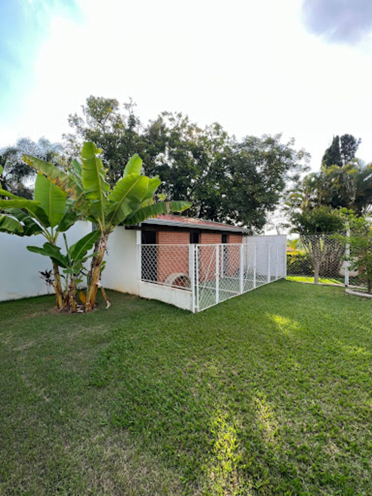 Chácara, 3 quartos, 2000 m² - Foto 1