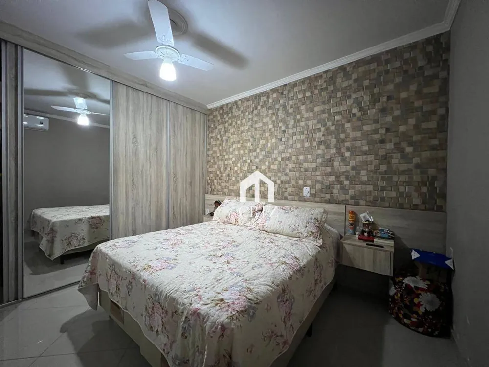 Casa, 3 quartos, 128 m² - Foto 2