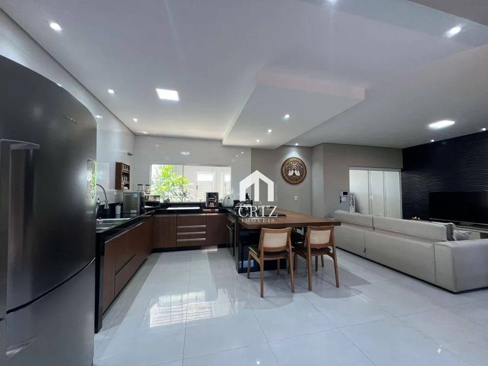 Casa, 2 quartos, 220 m² - Foto 7