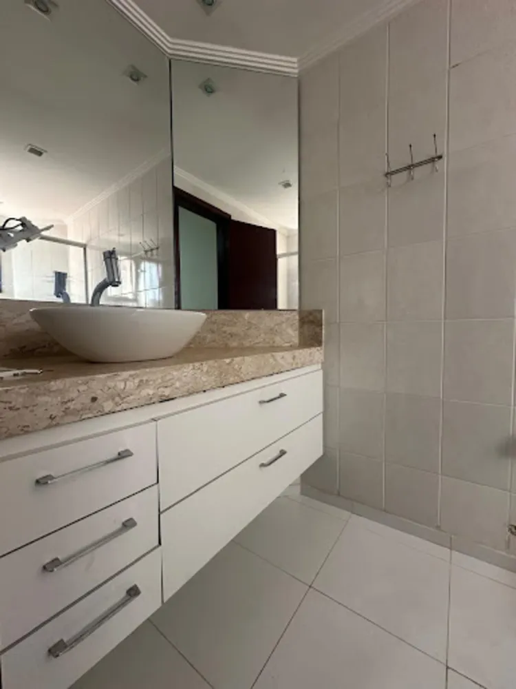 Apartamento, 4 quartos, 233 m² - Foto 9