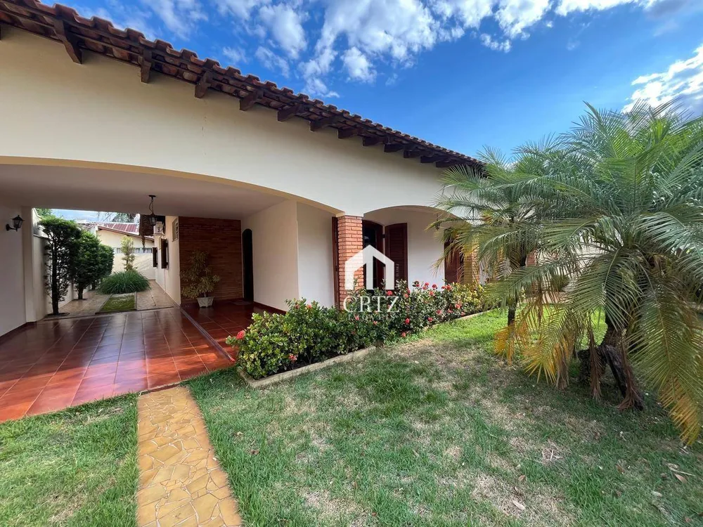 Casa, 3 quartos, 249 m² - Foto 3