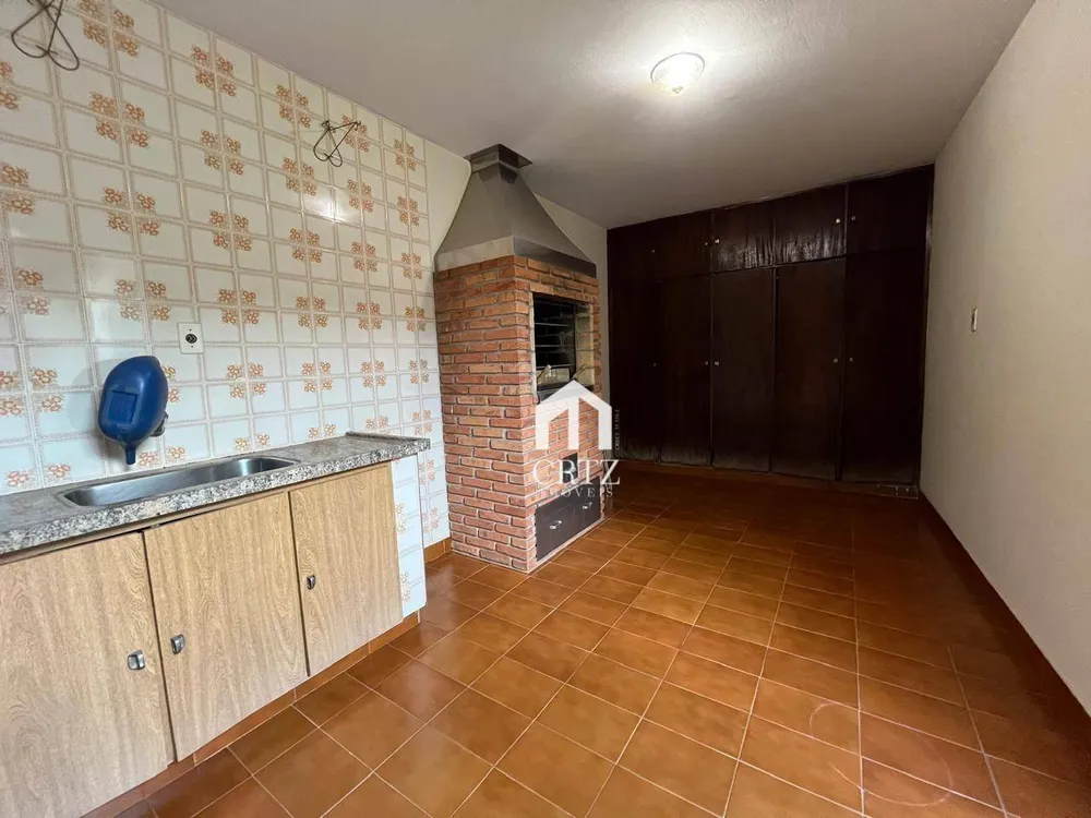 Casa, 3 quartos, 249 m² - Foto 4