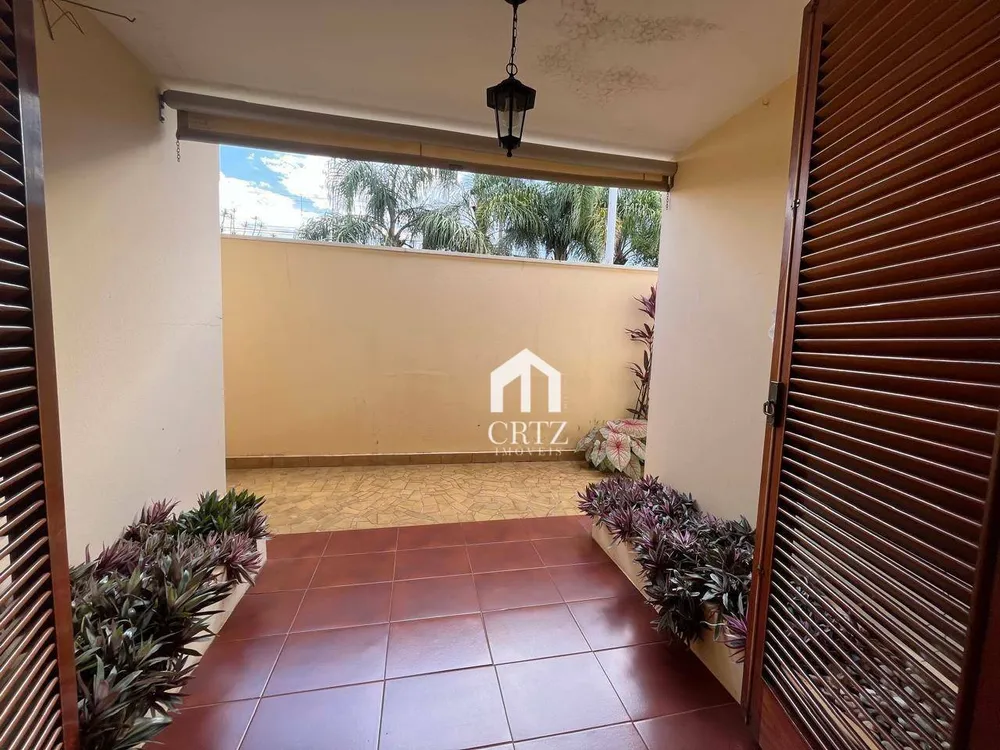 Casa, 3 quartos, 249 m² - Foto 19