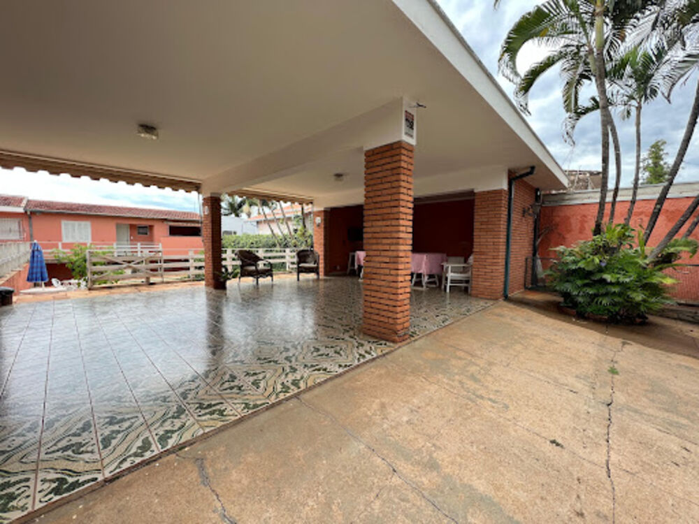 Casa à venda com 3 quartos, 560M2 - Foto 2
