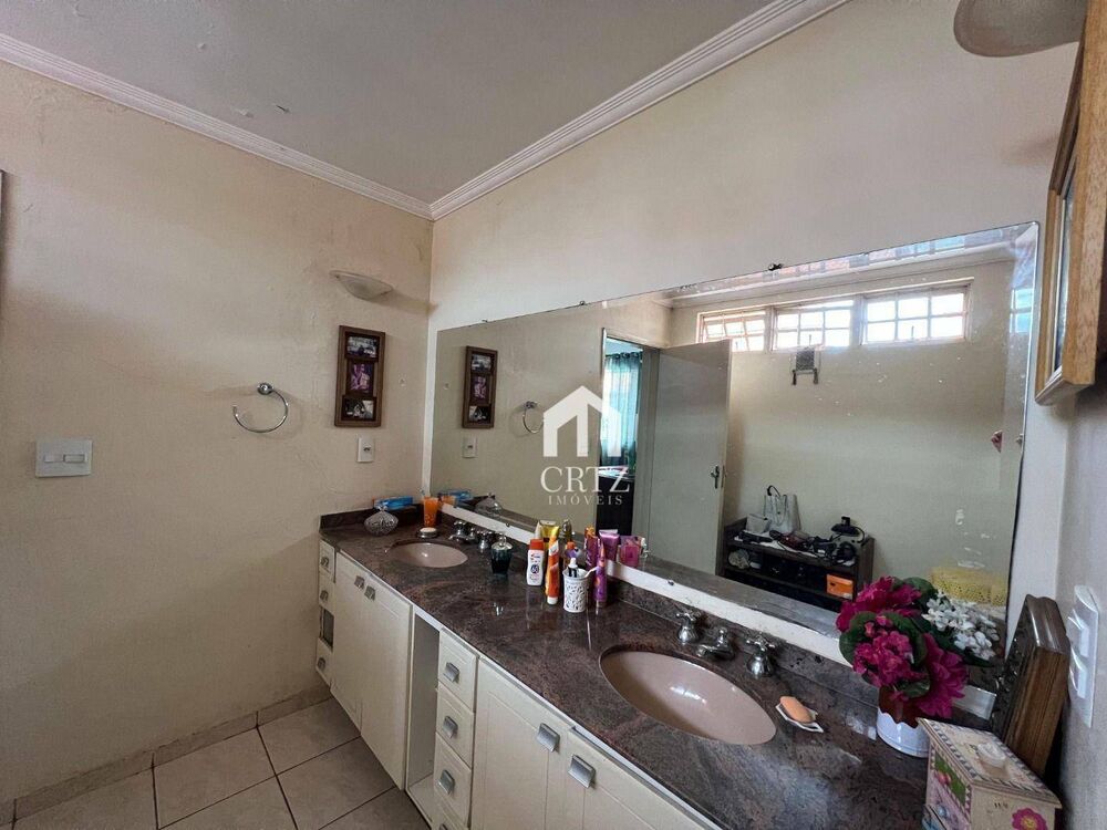Casa à venda com 3 quartos, 560M2 - Foto 15