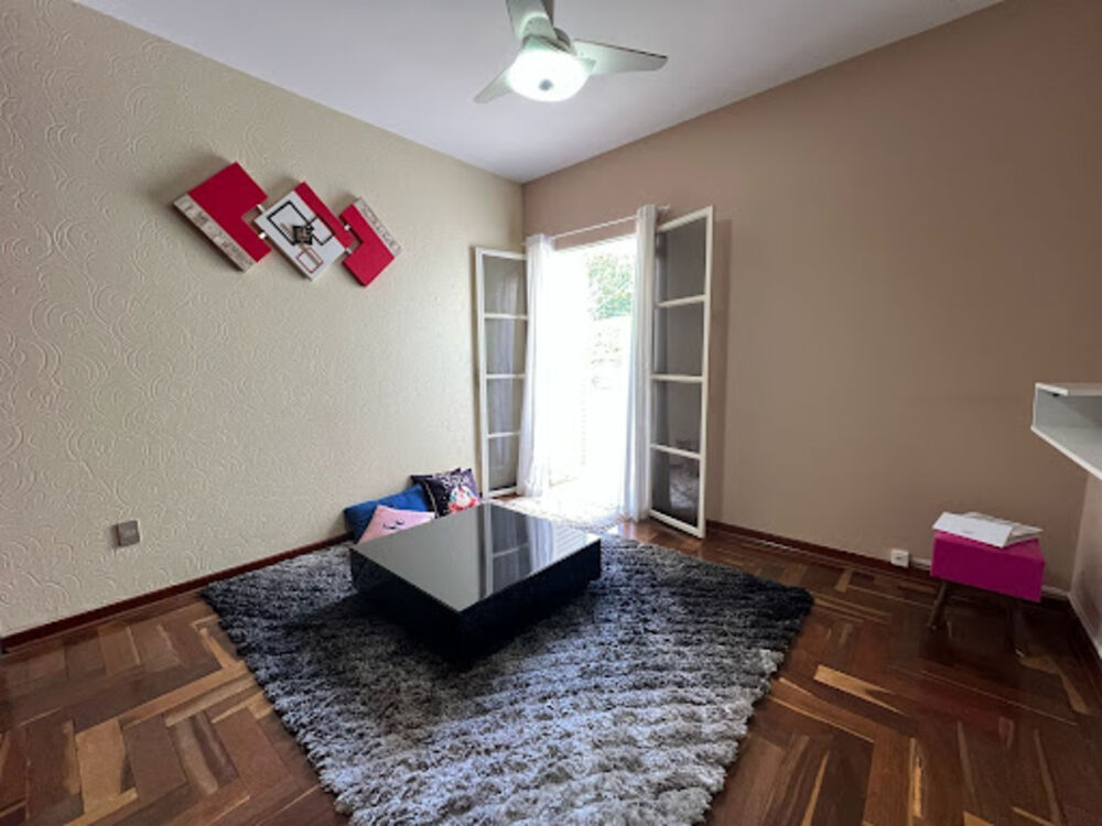 Casa à venda com 3 quartos, 215m² - Foto 12