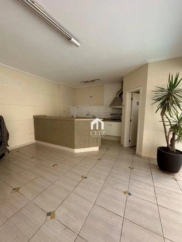 Casa, 3 quartos, 183 m² - Foto 2