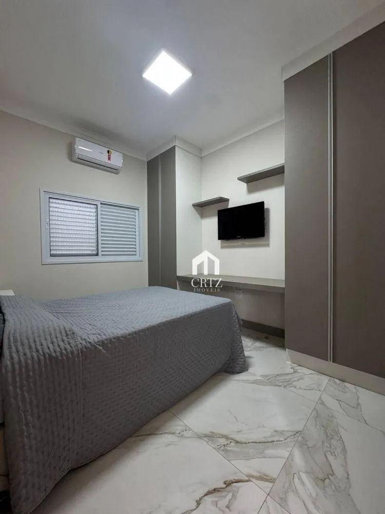 Casa, 3 quartos, 390 m² - Foto 1