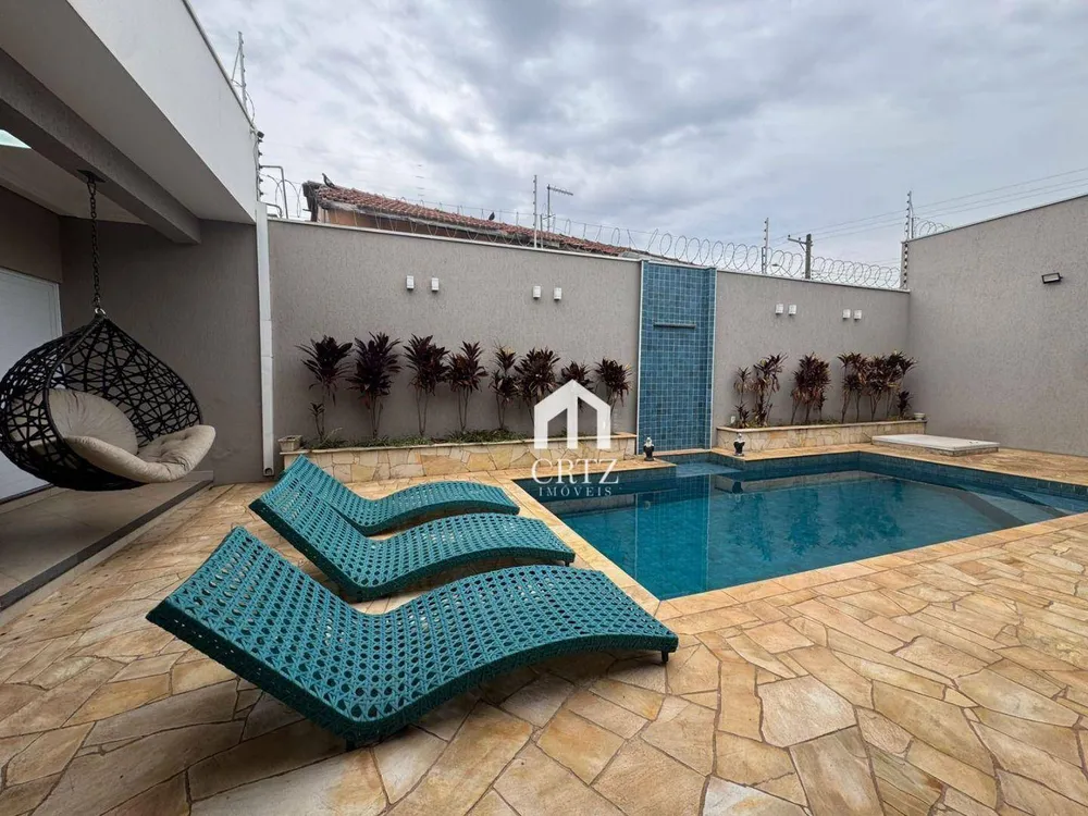 Casa, 3 quartos, 390 m² - Foto 2