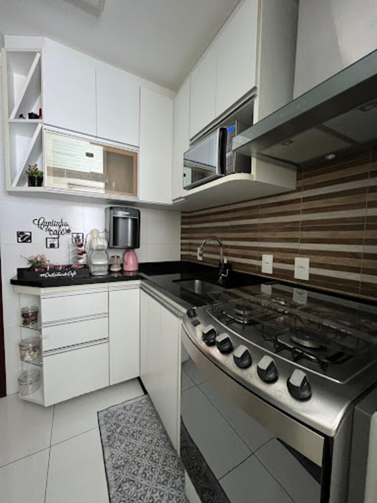 Apartamento à venda com 2 quartos, 68m² - Foto 2