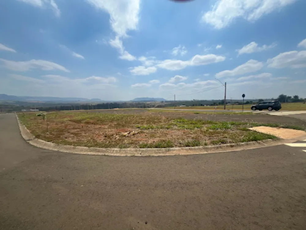 Loteamento e Condomínio, 727 m² - Foto 2