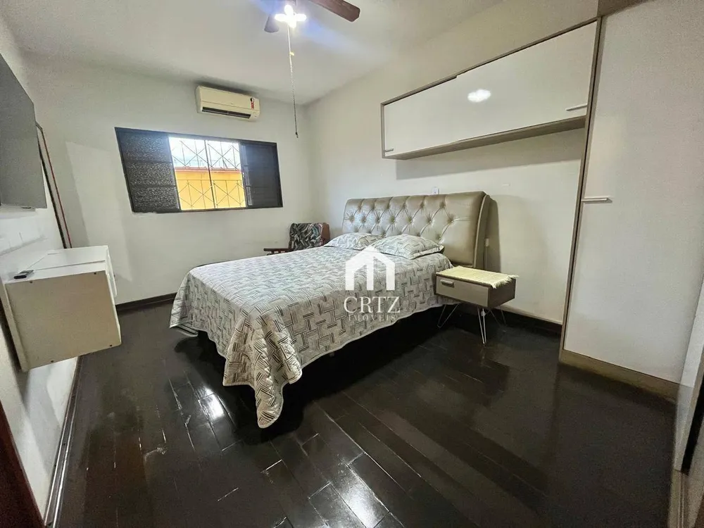 Casa, 3 quartos, 225 m² - Foto 3