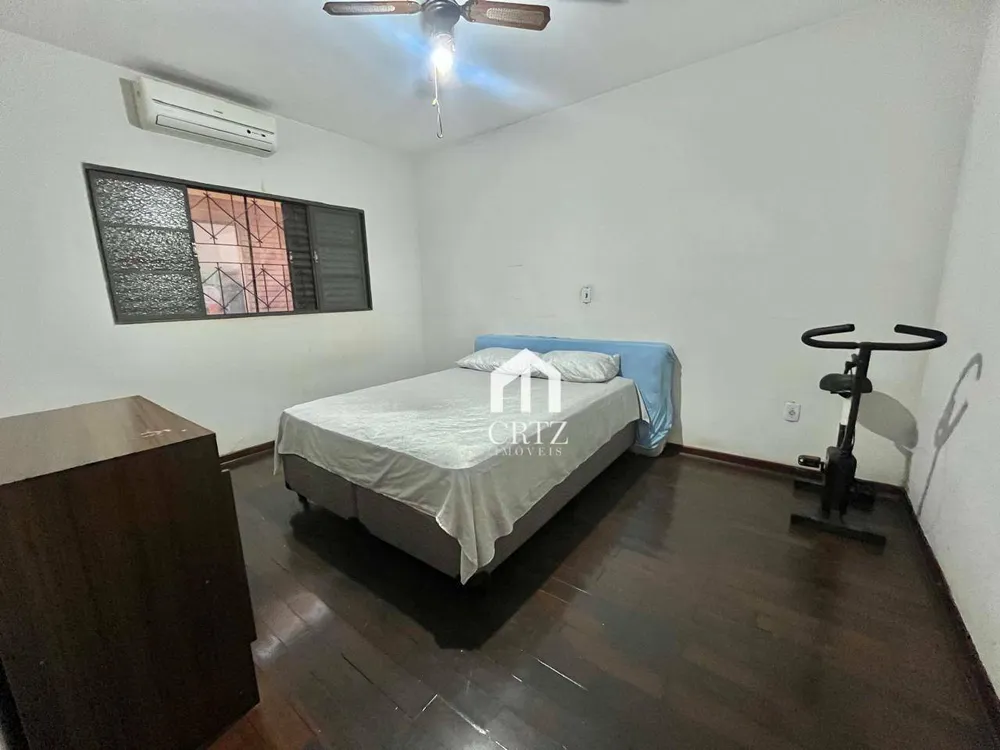 Casa, 3 quartos, 225 m² - Foto 1