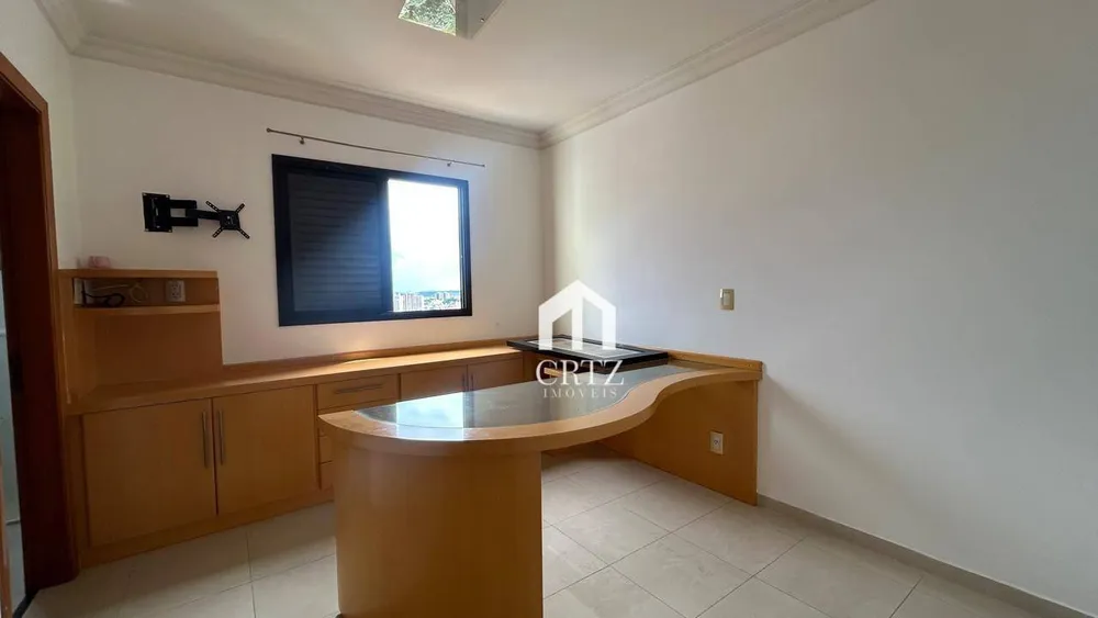 Apartamento, 3 quartos, 245 m² - Foto 12