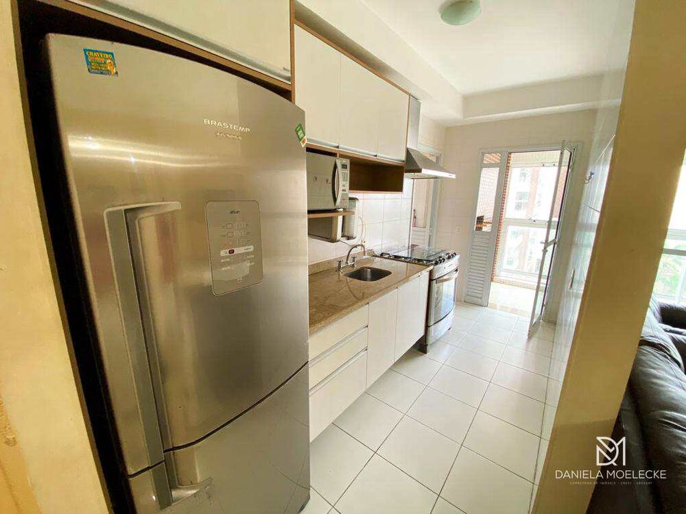 Apartamento à venda com 3 quartos, 97m² - Foto 9