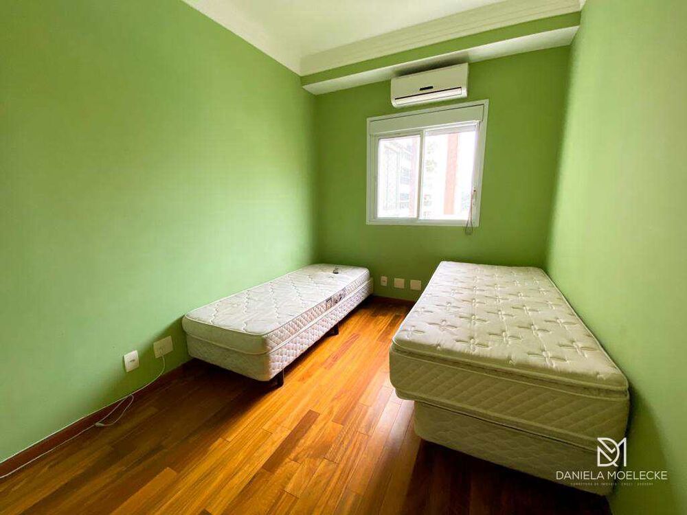 Apartamento à venda com 3 quartos, 97m² - Foto 13