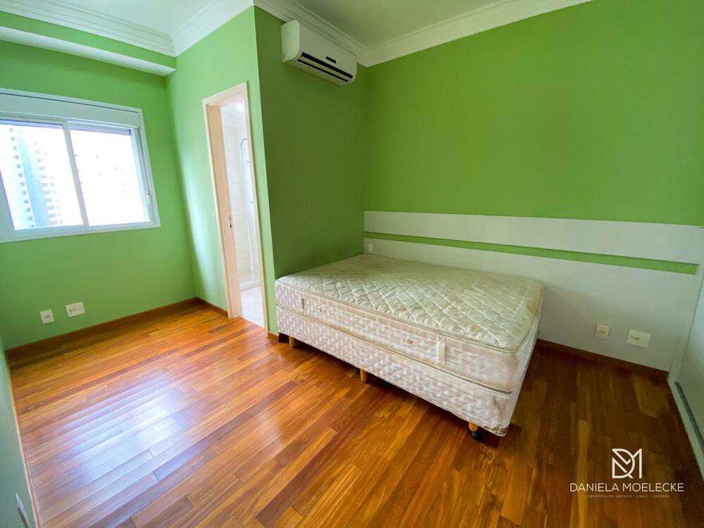 Apartamento à venda com 3 quartos, 97m² - Foto 10