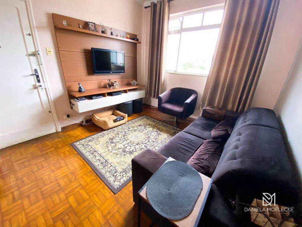 Apartamento à venda com 2 quartos, 70m² - Foto 2