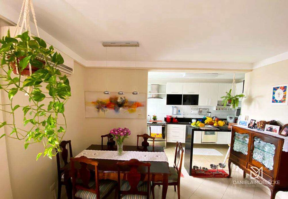 Cobertura à venda com 2 quartos, 71m² - Foto 2