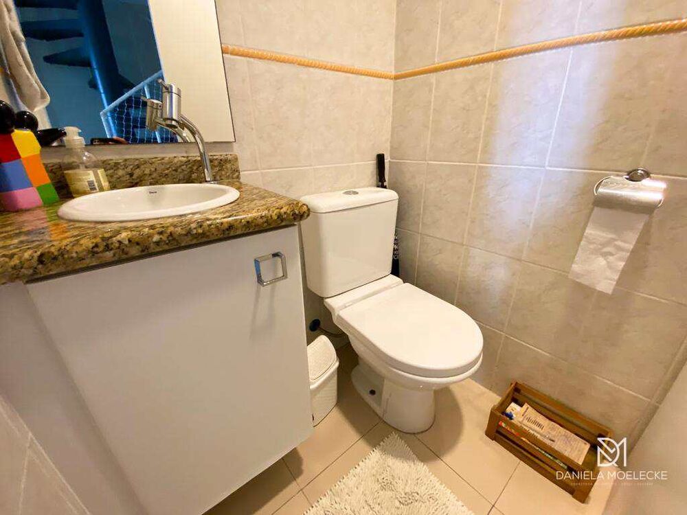 Cobertura à venda com 2 quartos, 71m² - Foto 3