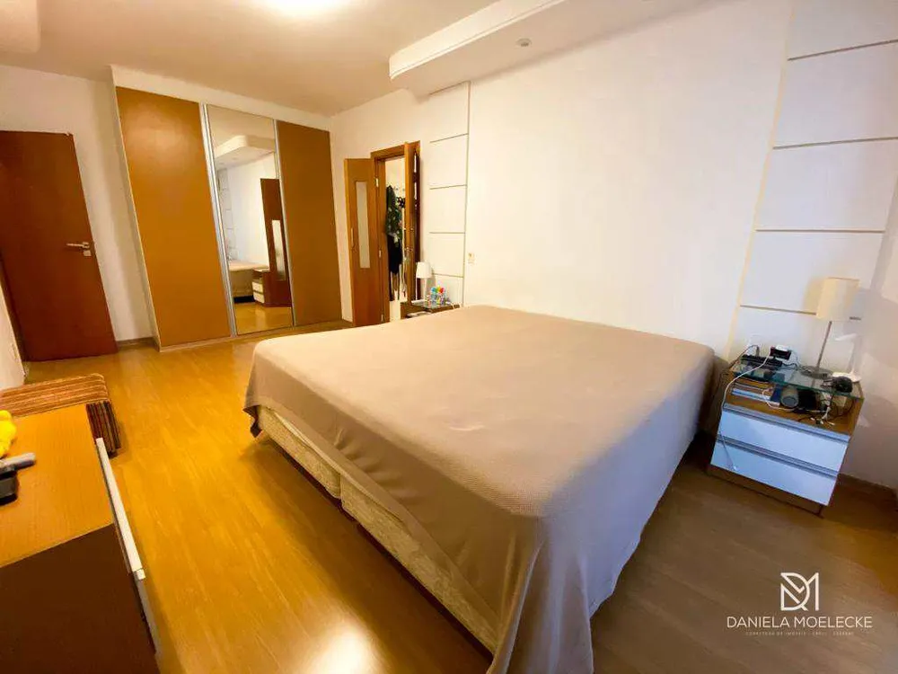 Apartamento, 3 quartos, 210 m² - Foto 10