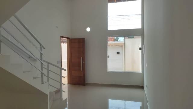 Casa à venda com 3 quartos, 81m² - Foto 11