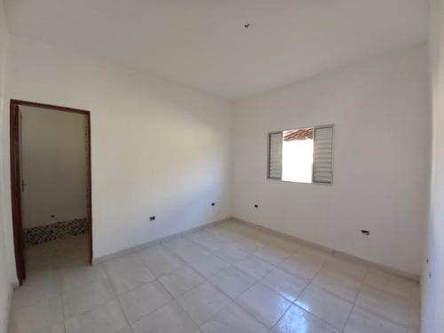 Casa à venda com 2 quartos, 70m² - Foto 10