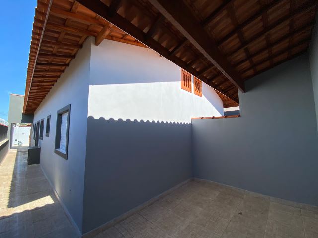 Casa à venda com 2 quartos, 68m² - Foto 14