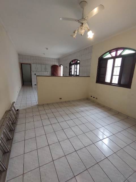 Casa à venda com 2 quartos, 120m² - Foto 5