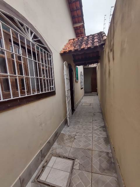 Casa à venda com 2 quartos, 120m² - Foto 4