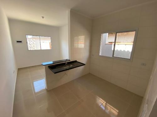 Casa à venda com 2 quartos, 58m² - Foto 12