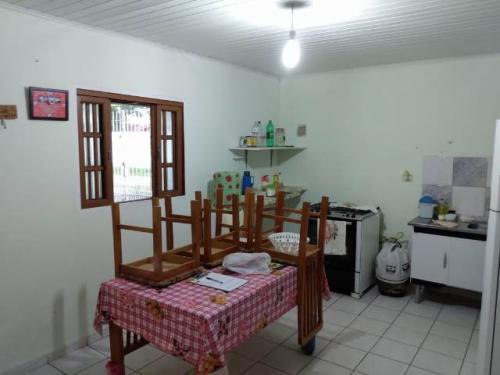 Casa à venda com 2 quartos, 85m² - Foto 4