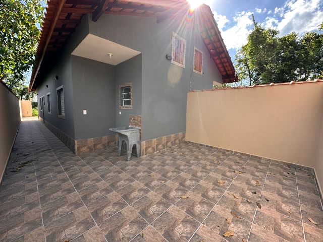 Casa à venda com 2 quartos, 60m² - Foto 5