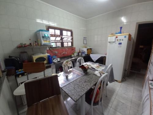 Casa à venda com 2 quartos, 100m² - Foto 12