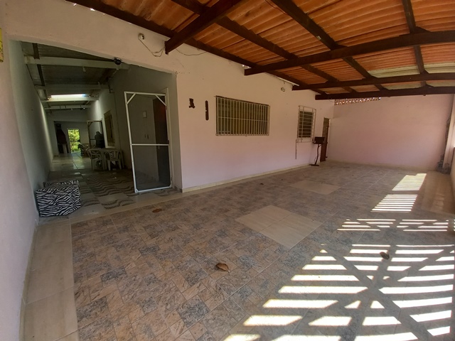 Casa à venda com 4 quartos, 90m² - Foto 9